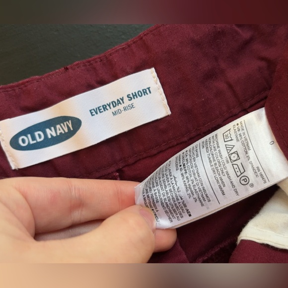 Old Navy Shorts - Picture 3 of 3